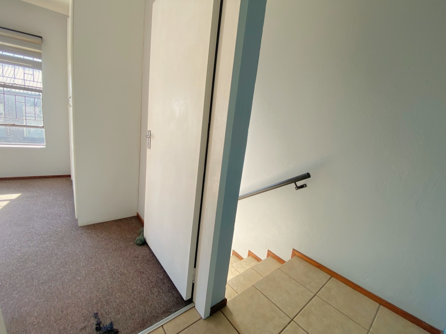2 Bedroom Property for Sale in Sugar Bush Estate Gauteng