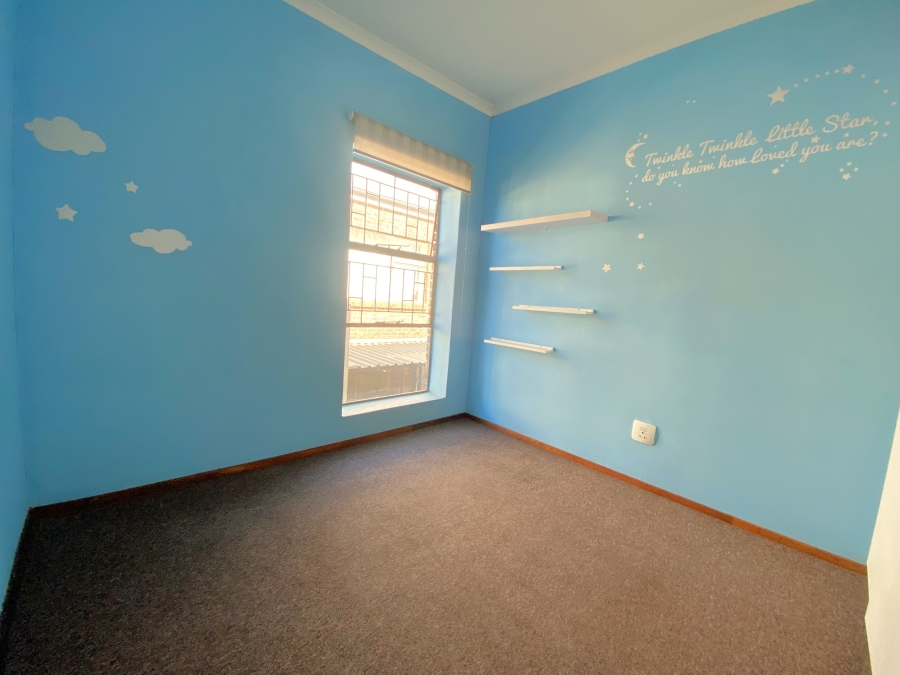 2 Bedroom Property for Sale in Sugar Bush Estate Gauteng