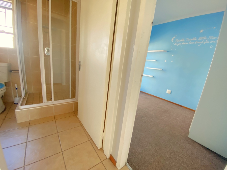 2 Bedroom Property for Sale in Sugar Bush Estate Gauteng