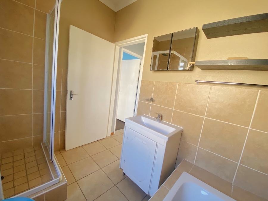 2 Bedroom Property for Sale in Sugar Bush Estate Gauteng