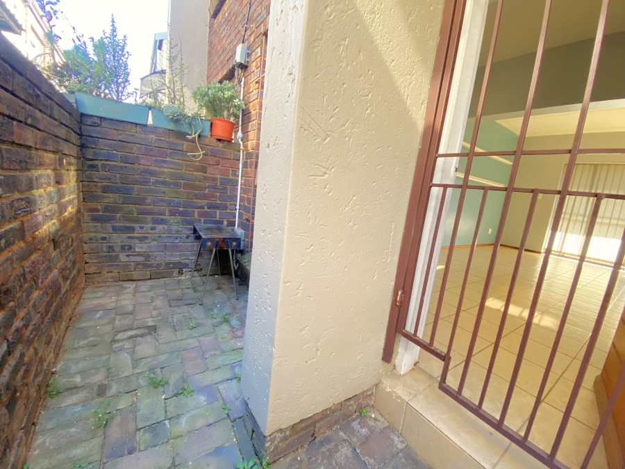 2 Bedroom Property for Sale in Sugar Bush Estate Gauteng