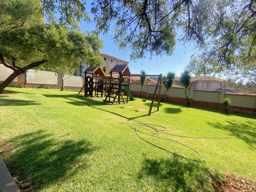 2 Bedroom Property for Sale in Sugar Bush Estate Gauteng