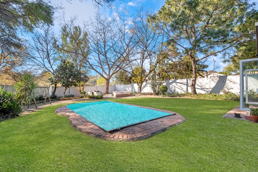 4 Bedroom Property for Sale in Wendywood Gauteng