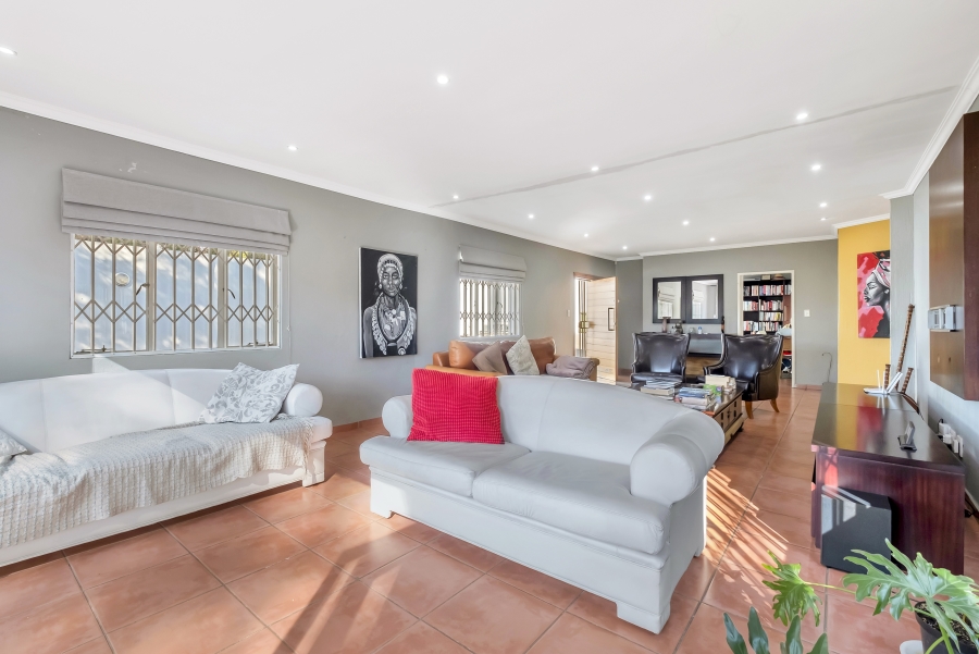 4 Bedroom Property for Sale in Wendywood Gauteng