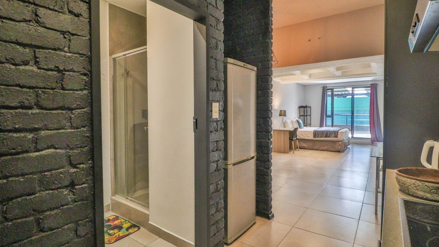 1 Bedroom Property for Sale in Sandown Gauteng