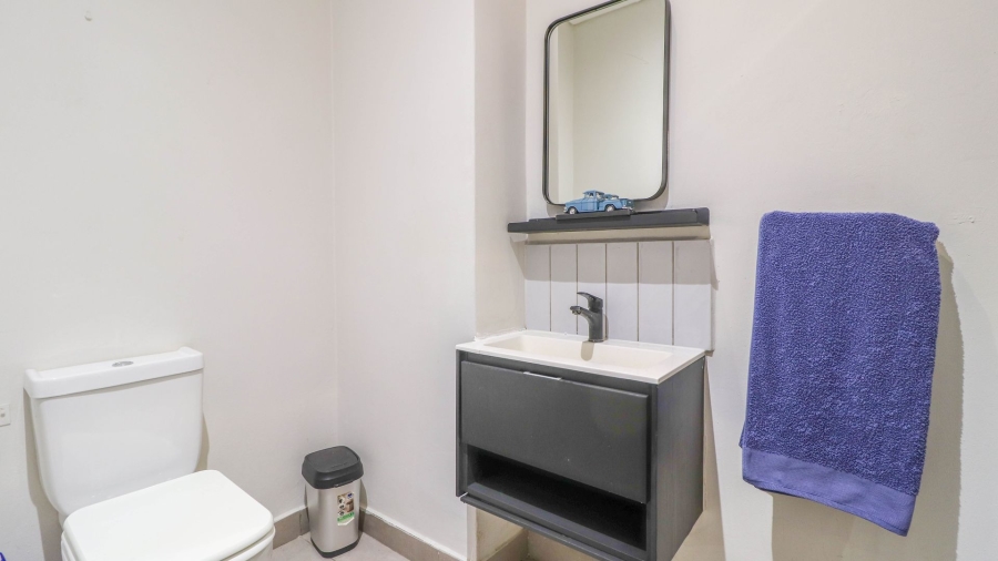 1 Bedroom Property for Sale in Sandown Gauteng
