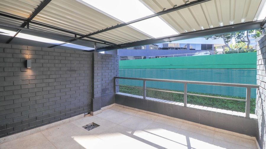1 Bedroom Property for Sale in Sandown Gauteng