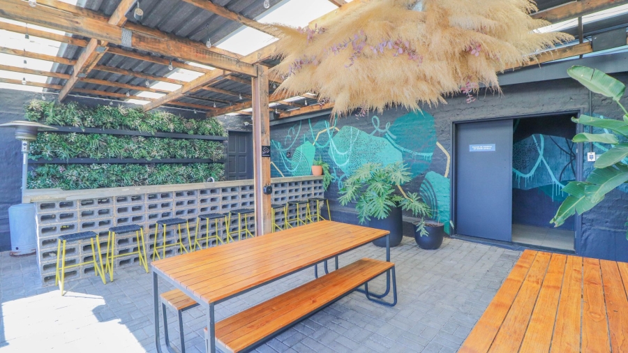 1 Bedroom Property for Sale in Sandown Gauteng