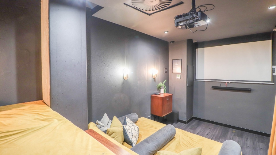 1 Bedroom Property for Sale in Sandown Gauteng