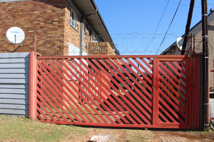 0 Bedroom Property for Sale in Roodepoort Central Gauteng