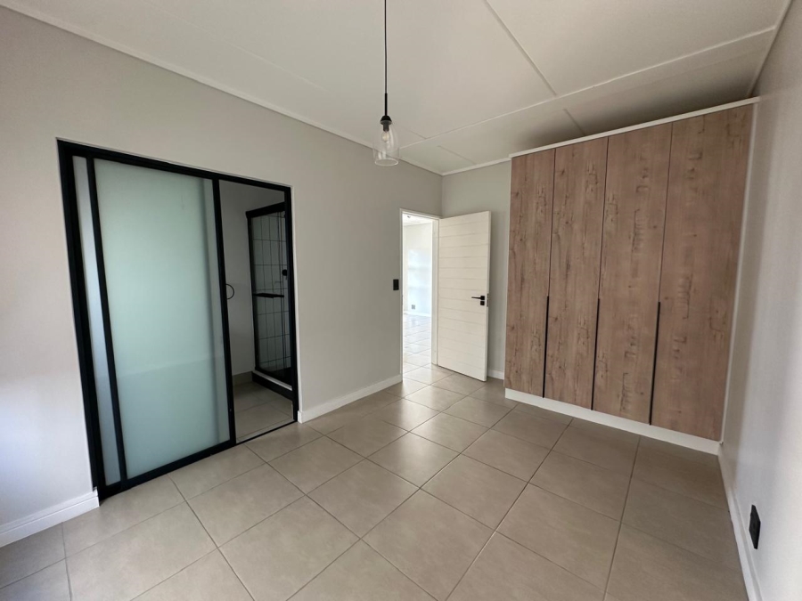 To Let 2 Bedroom Property for Rent in Linbro Park Gauteng
