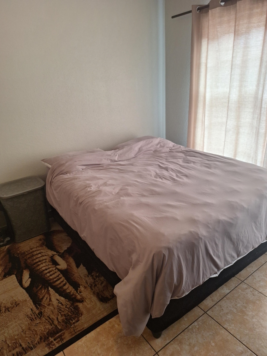 2 Bedroom Property for Sale in Albemarle Gauteng