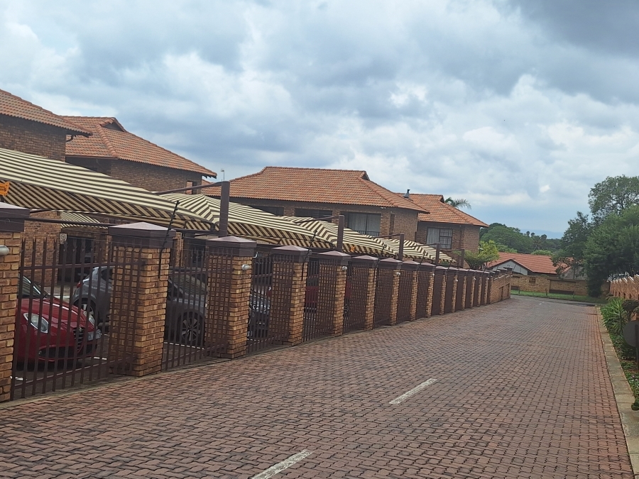 2 Bedroom Property for Sale in Albemarle Gauteng