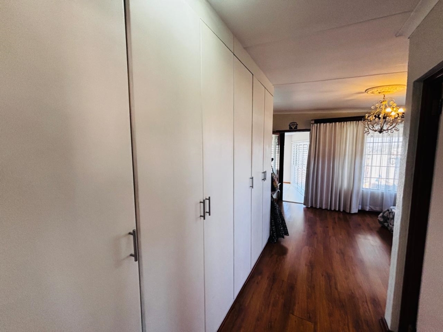 2 Bedroom Property for Sale in Rant En Dal Gauteng