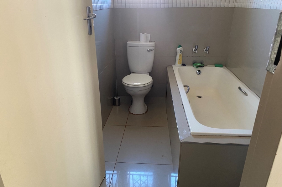 3 Bedroom Property for Sale in Mahube Valley Gauteng