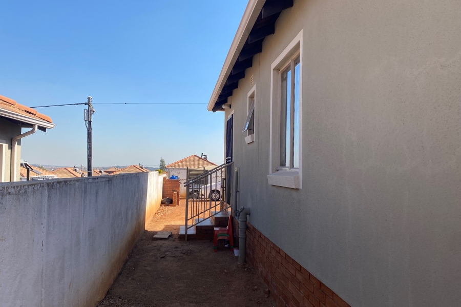 3 Bedroom Property for Sale in Mahube Valley Gauteng