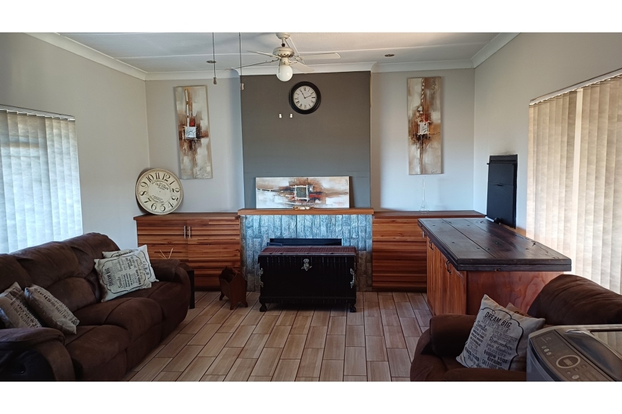 3 Bedroom Property for Sale in Casseldale Gauteng