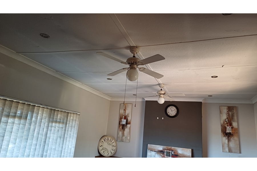 3 Bedroom Property for Sale in Casseldale Gauteng