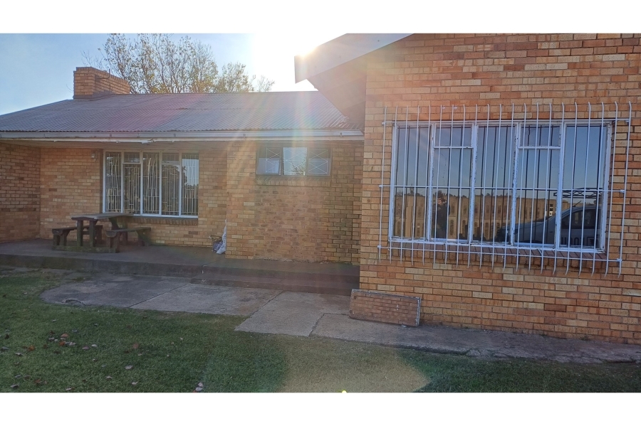 3 Bedroom Property for Sale in Casseldale Gauteng
