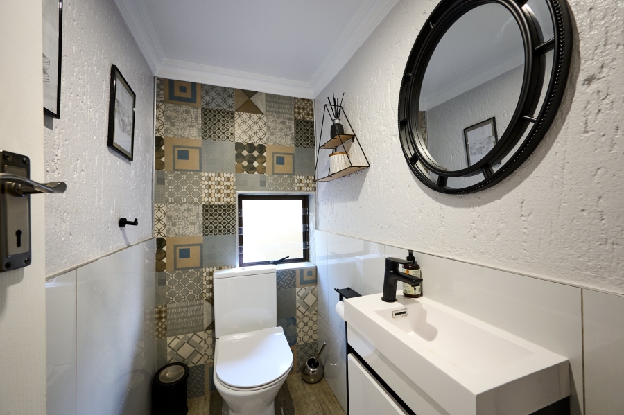 3 Bedroom Property for Sale in Halfway Gardens Gauteng