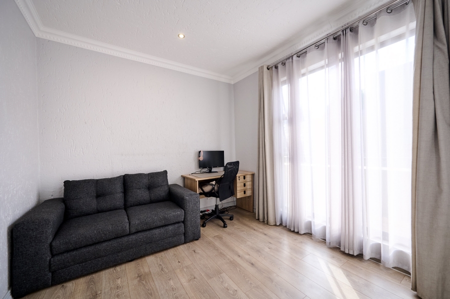 3 Bedroom Property for Sale in Halfway Gardens Gauteng
