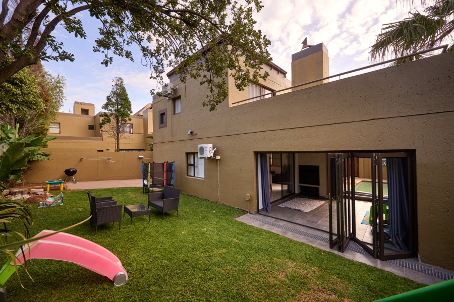 3 Bedroom Property for Sale in Halfway Gardens Gauteng