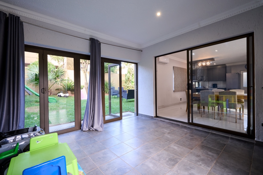 3 Bedroom Property for Sale in Halfway Gardens Gauteng