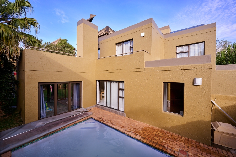 3 Bedroom Property for Sale in Halfway Gardens Gauteng