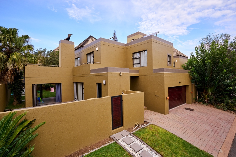 3 Bedroom Property for Sale in Halfway Gardens Gauteng