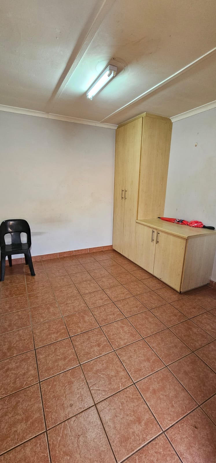 To Let 1 Bedroom Property for Rent in Erasmia Gauteng