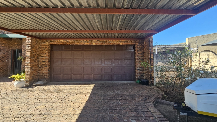 3 Bedroom Property for Sale in Dalpark Ext 1 Gauteng
