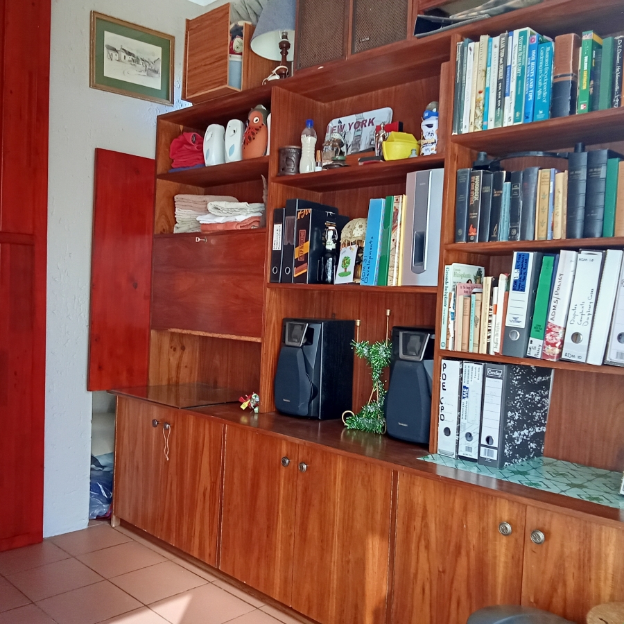 3 Bedroom Property for Sale in Helderkruin Gauteng