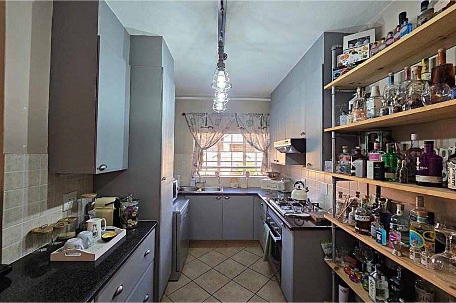To Let 3 Bedroom Property for Rent in Sinoville Gauteng