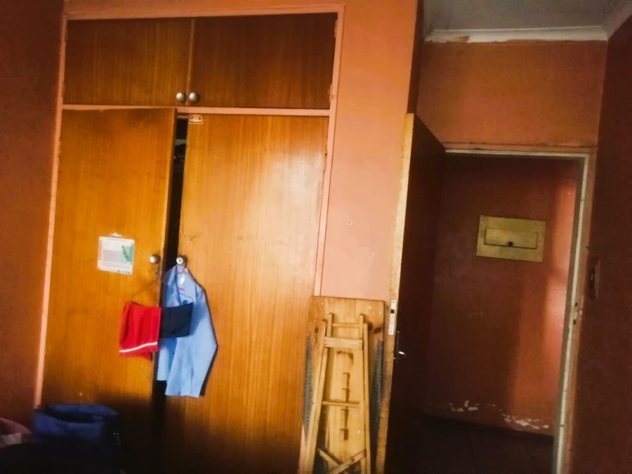 2 Bedroom Property for Sale in Pretoria West Gauteng