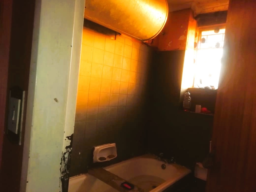 2 Bedroom Property for Sale in Pretoria West Gauteng