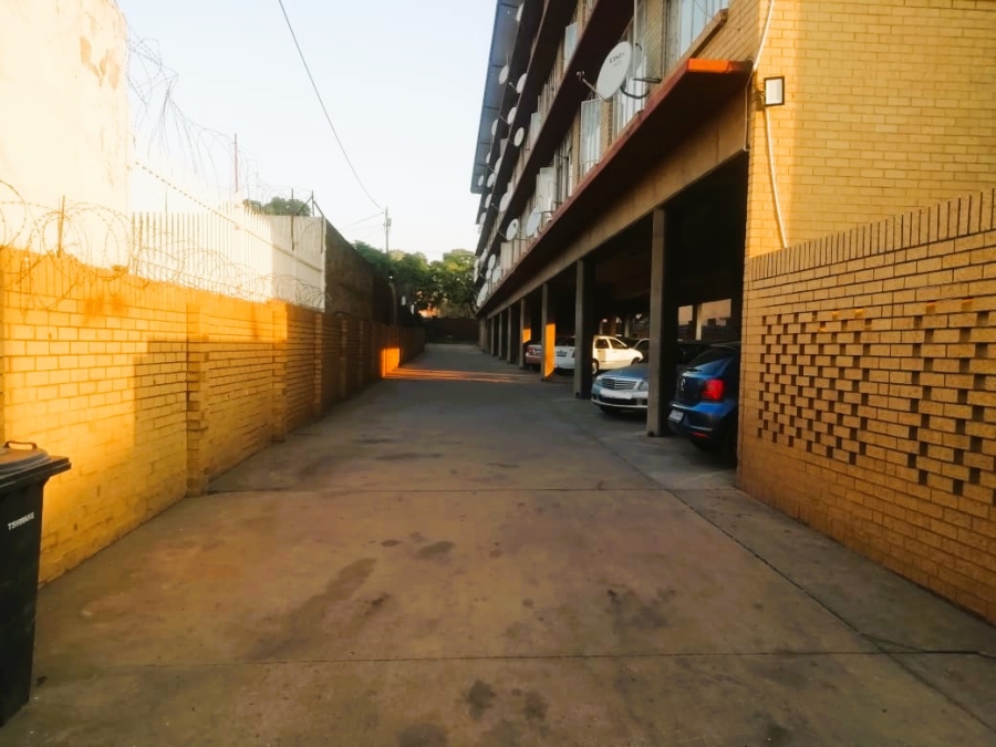 2 Bedroom Property for Sale in Pretoria West Gauteng