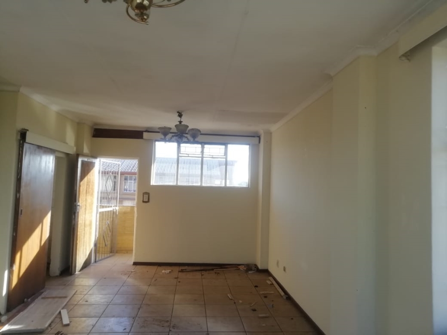 2 Bedroom Property for Sale in Pretoria West Gauteng