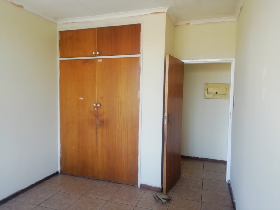 2 Bedroom Property for Sale in Pretoria West Gauteng