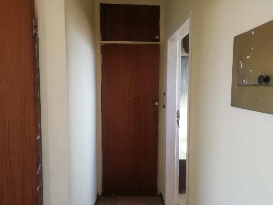 2 Bedroom Property for Sale in Pretoria West Gauteng