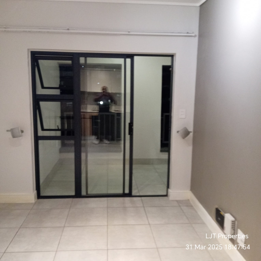 To Let 1 Bedroom Property for Rent in Waterfall Gauteng