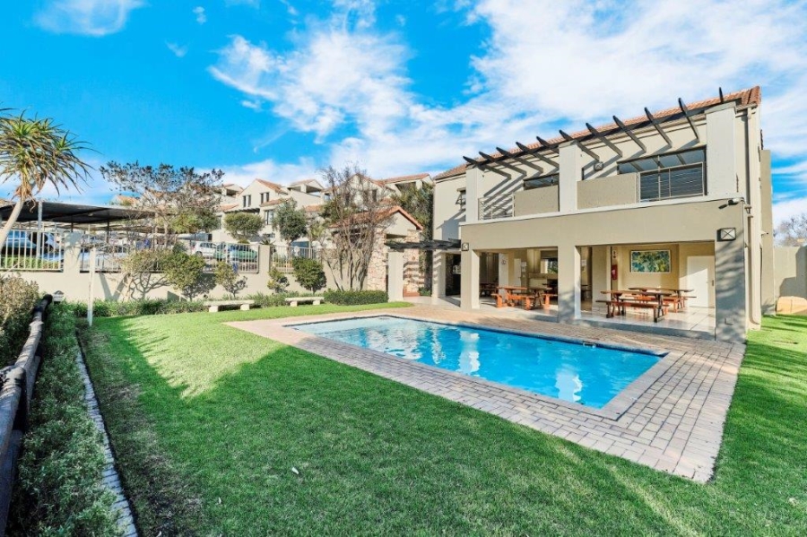 2 Bedroom Property for Sale in Douglasdale Gauteng