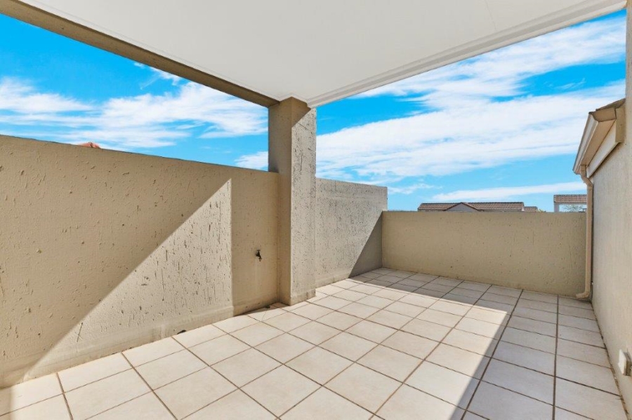 2 Bedroom Property for Sale in Douglasdale Gauteng