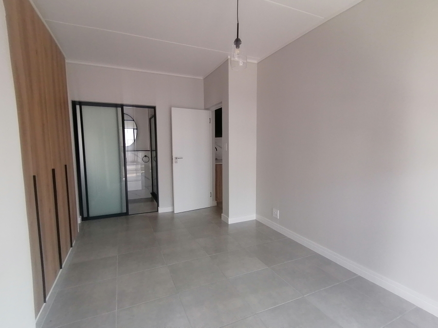 To Let 1 Bedroom Property for Rent in Waterfall Gauteng