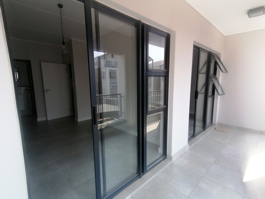 To Let 1 Bedroom Property for Rent in Waterfall Gauteng