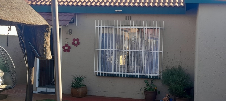 3 Bedroom Property for Sale in Eike Park Gauteng