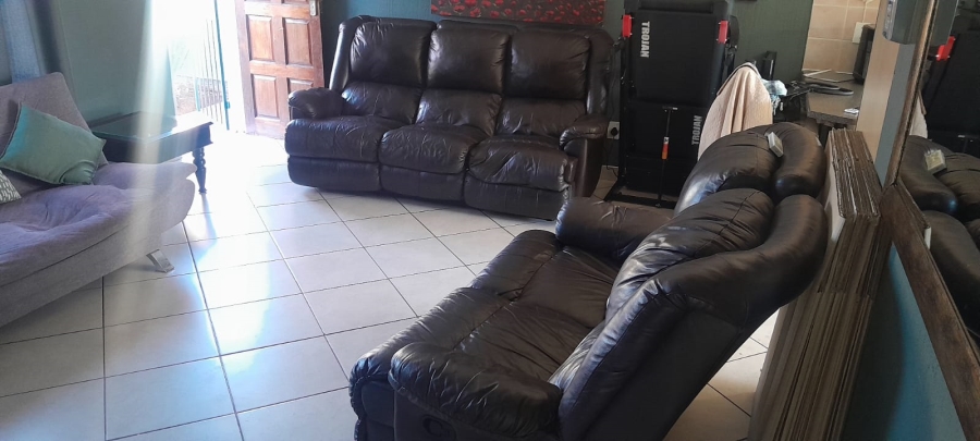 3 Bedroom Property for Sale in Eike Park Gauteng
