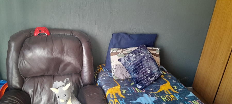 3 Bedroom Property for Sale in Eike Park Gauteng