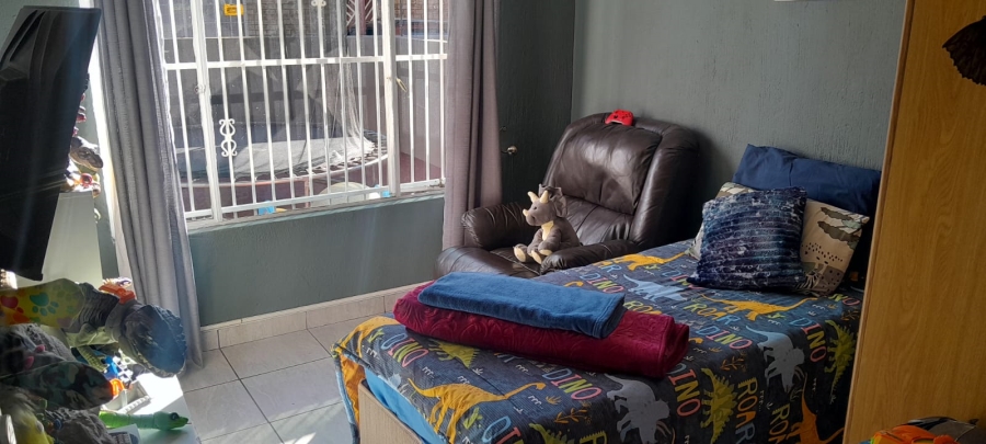 3 Bedroom Property for Sale in Eike Park Gauteng