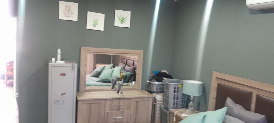 3 Bedroom Property for Sale in Eike Park Gauteng