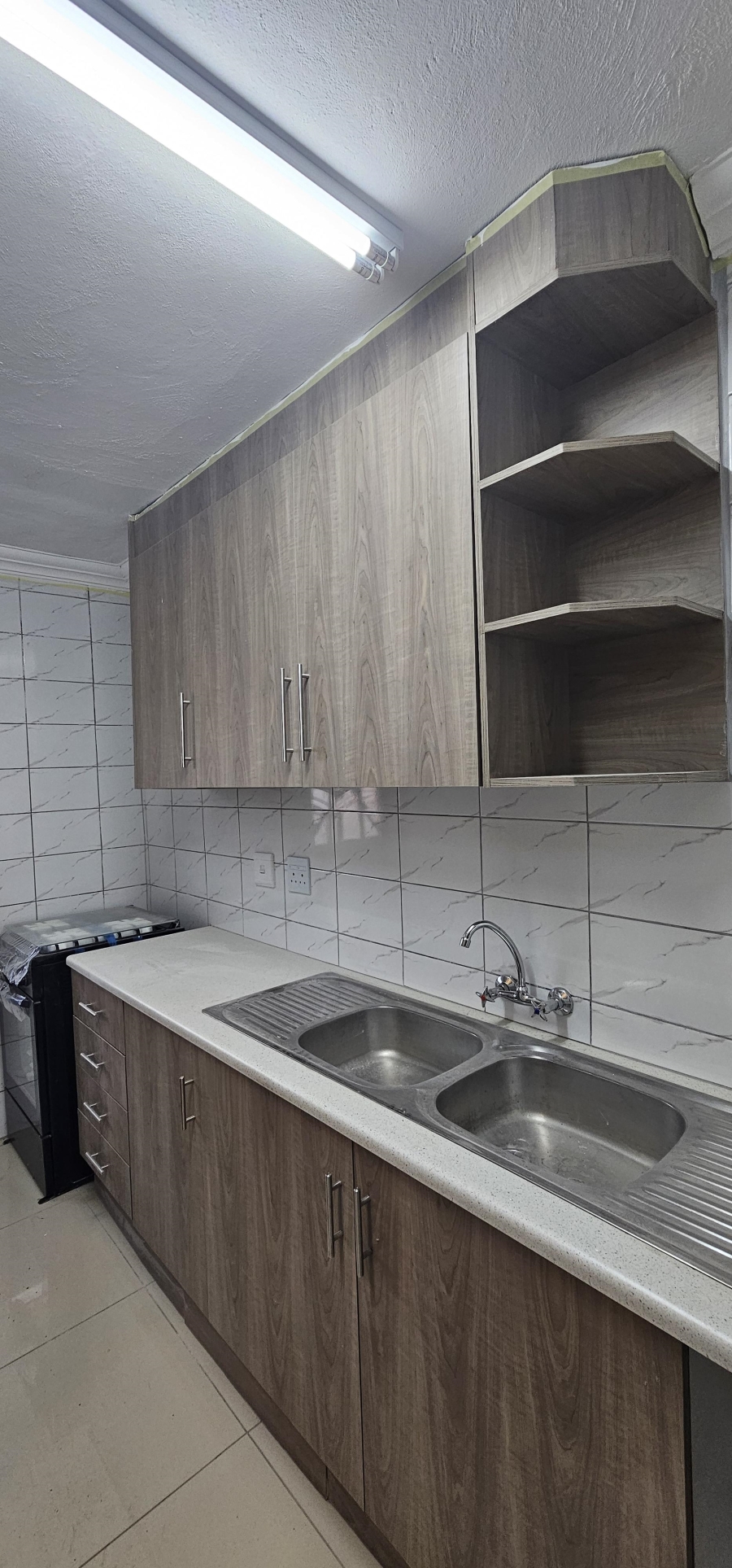 To Let 2 Bedroom Property for Rent in Erasmia Gauteng